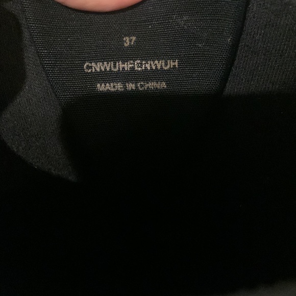 COPY - Burberry Rain Boots - Picture 4 of 7